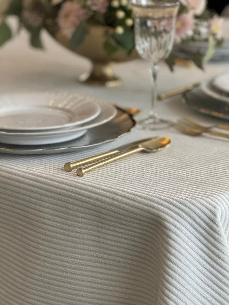 Ribbed Velvet White Tablecloth
