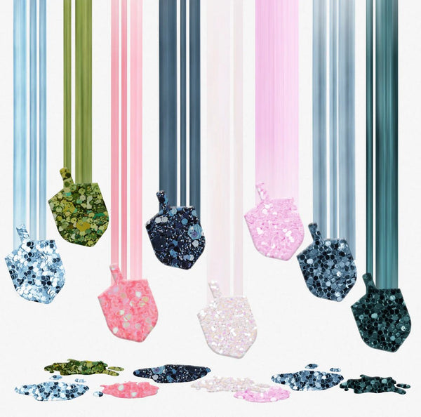 Falling Dreidels Disposable Chargers