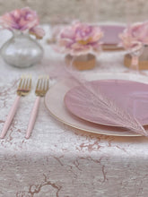 Linen - Gold Round Plastic Plates